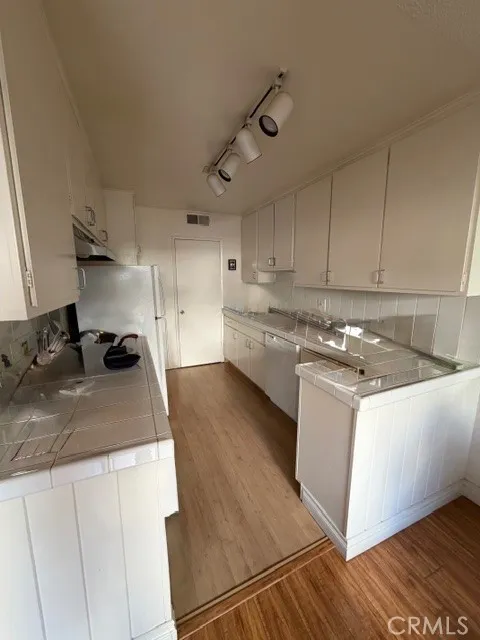 Additional image 9 of 420 S Madison Ave, Pasadena, CA 91101