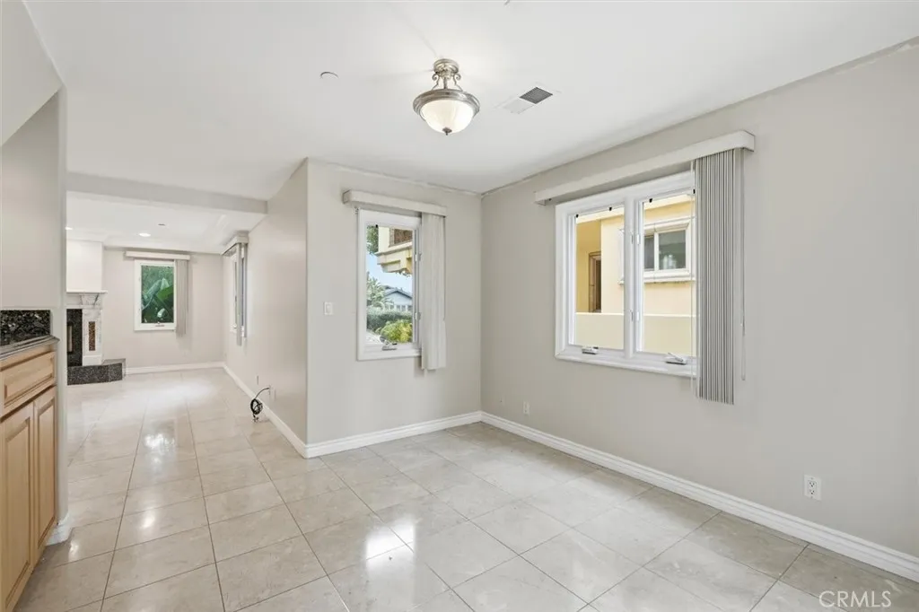 Additional image 17 of 233 S Irena Ave Unit 1, Redondo Beach, CA 90277