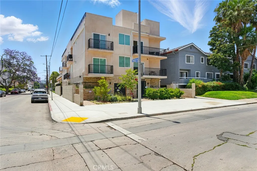 Additional image 26 of 11302 Morrison Street Unit 202, North Hollywood, CA 91601