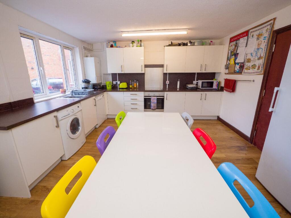 Additional image 5 of Raddlebarn Court (D), Selly Oak, Birmingham, West Midlands, B29