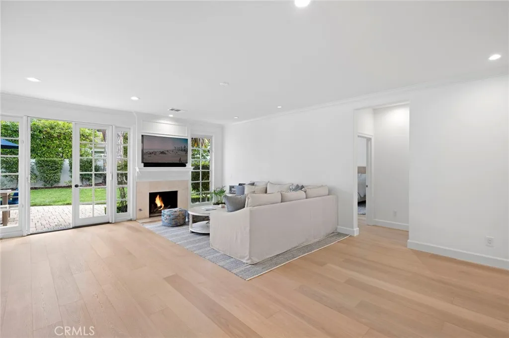 Additional image 30 of 1 Rue Fontainbleau, Newport Beach, CA 92660