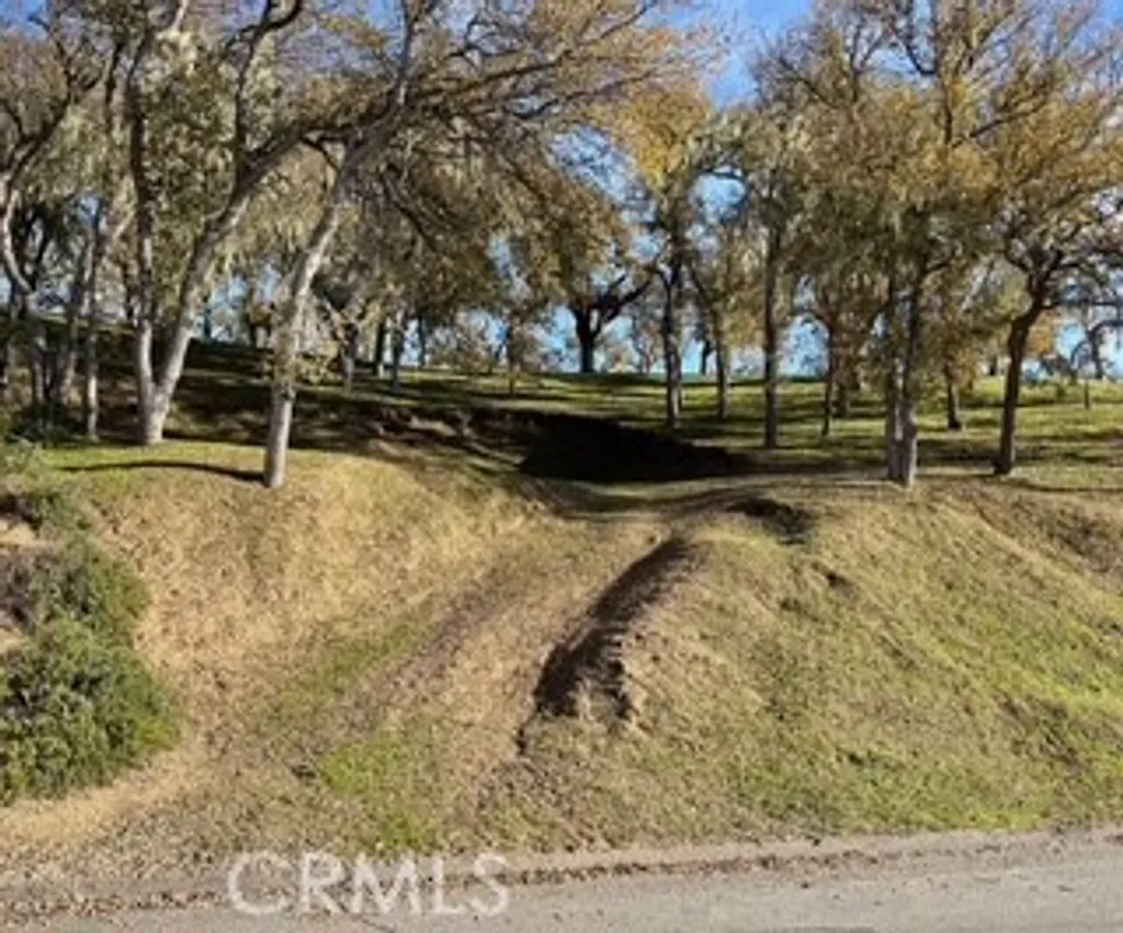 Additional image 2 of 2472 Captains Walk, Bradley, CA 93426