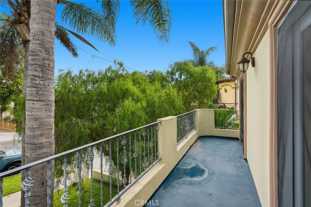 Additional image 37 of 233 S Irena Ave Unit 1, Redondo Beach, CA 90277