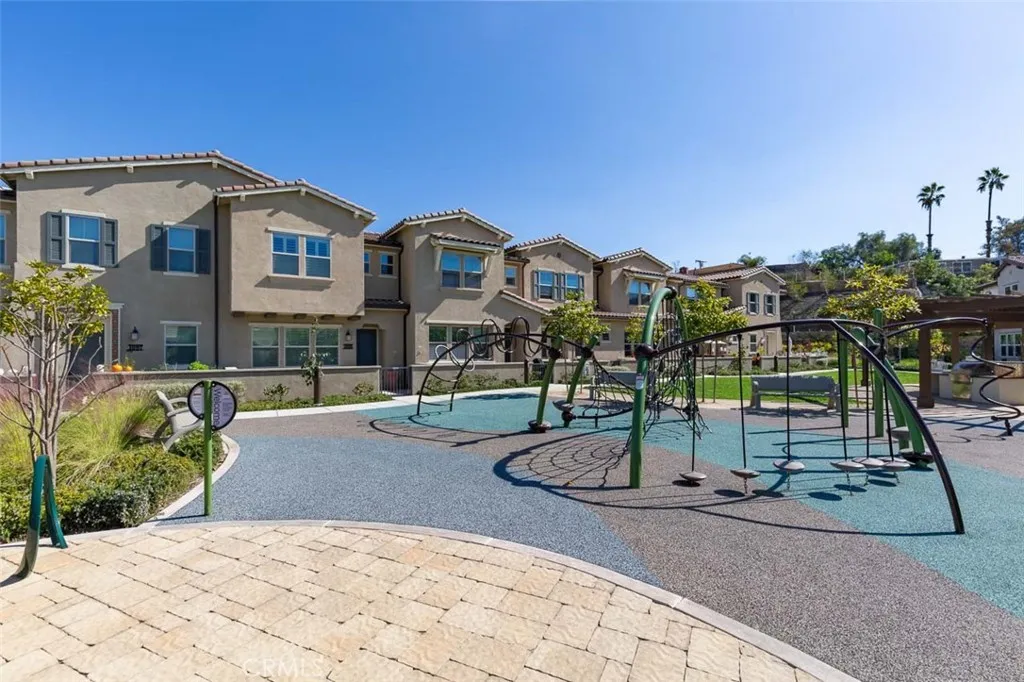 Additional image 5 of 1095 Delpy View Pt, Vista, CA 92084