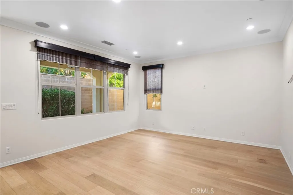 Additional image 32 of 206 Bancroft, Irvine, CA 92620