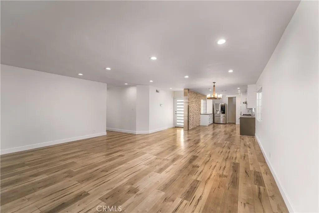 Additional image 9 of 21711 Mulholland, Woodland Hills, CA 91364