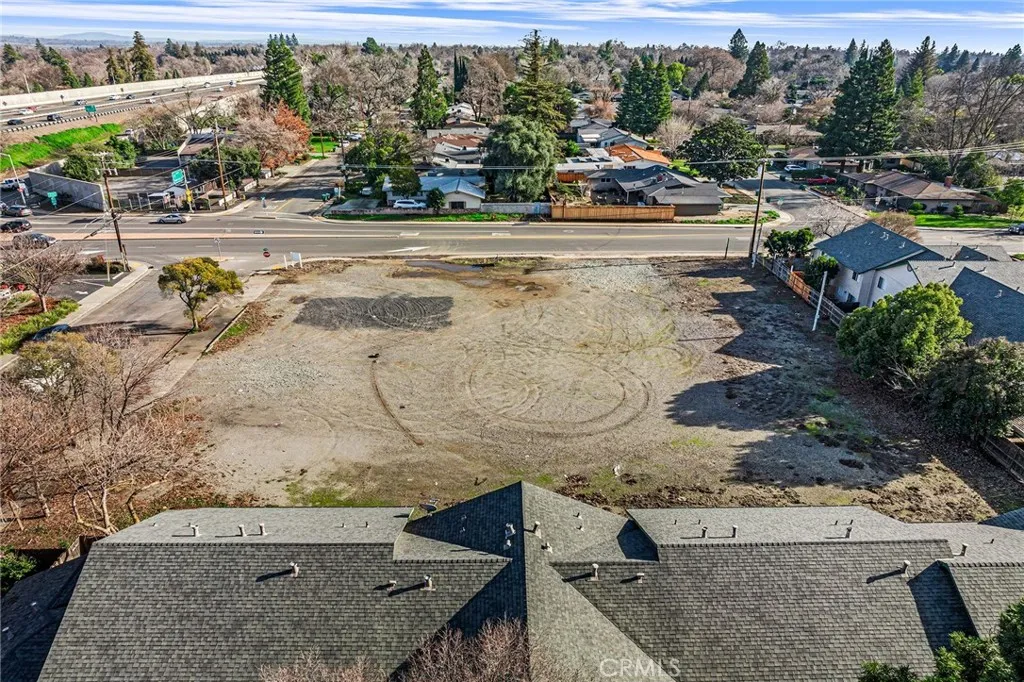 Additional image 4 of 996 E 1st Ave, Chico, CA 95926