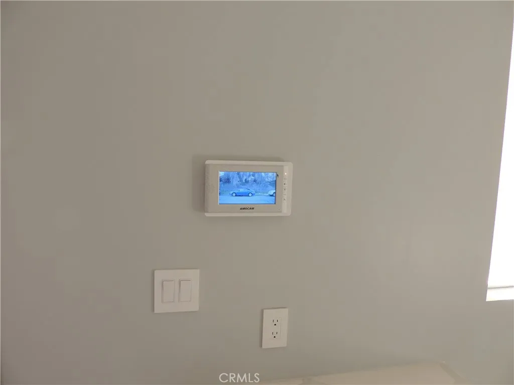 Additional image 24 of 22735 Del Valle Street Unit 1, Woodland Hills, CA 91364