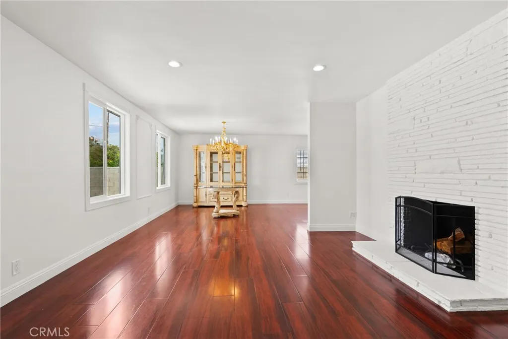 Additional image 74 of 23036 Burbank Blvd, Woodland Hills, CA 91367