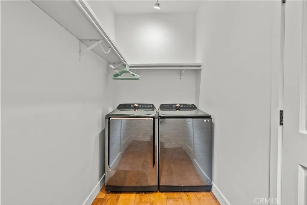 Additional image 128 of 23036 Burbank Blvd, Woodland Hills, CA 91367