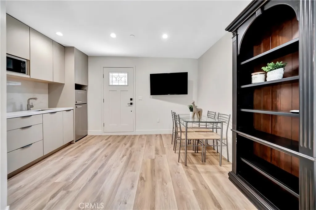 Additional image 98 of 6743 Colgate Avenue, Los Angeles, CA 90048