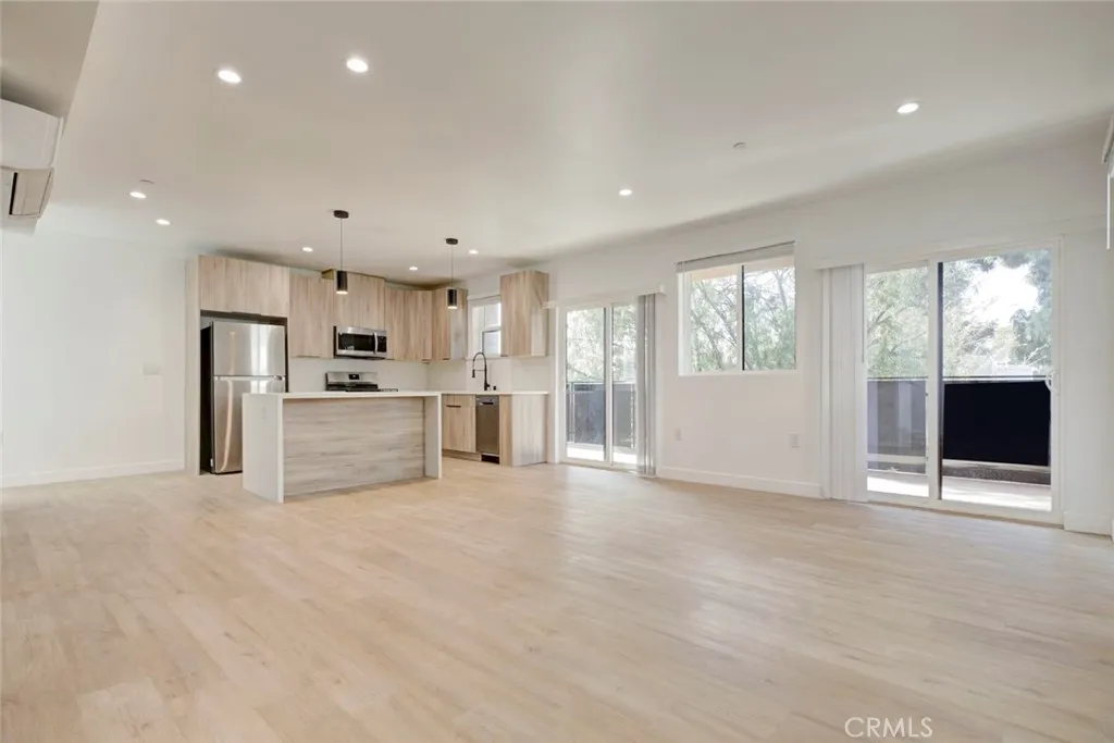 Additional image 48 of 5648 Cartwright Avenue, North Hollywood, CA 91601