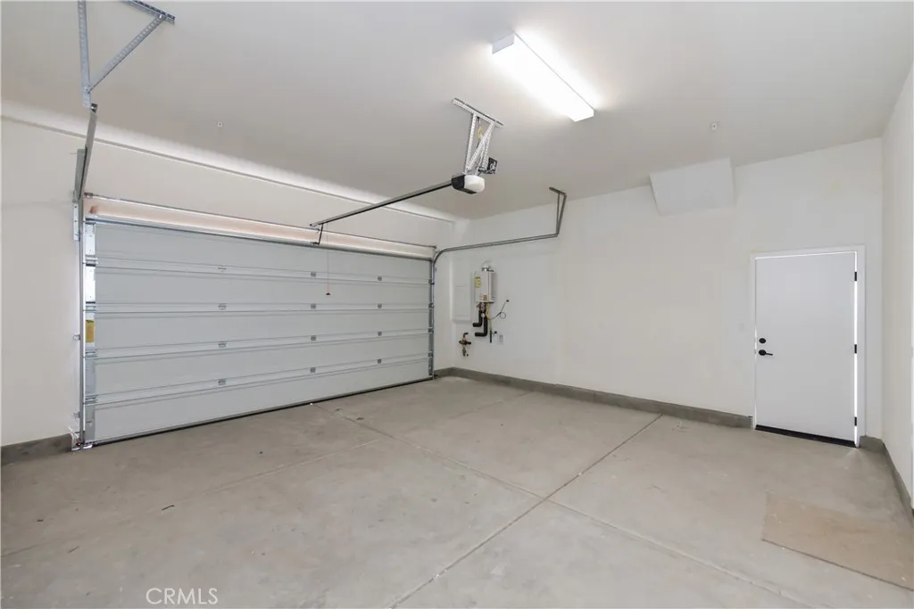 Additional image 76 of 162 Pattern, Irvine, CA 92618