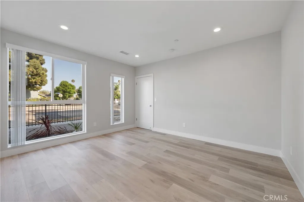 Additional image 46 of 2733 S La Brea Avenue Unit 1/2, Los Angeles, CA 90016