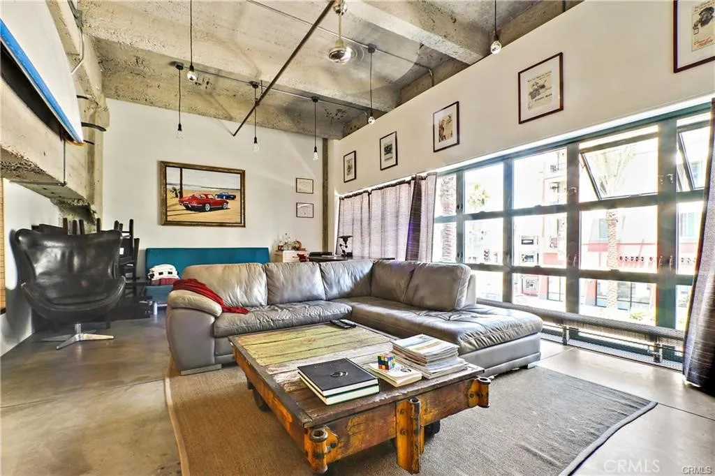 Additional image 7 of 100 W 5th Street Unit 2G, Long Beach, CA 90802