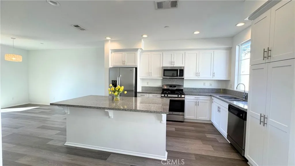 Additional image 10 of 936 Savi Drive Unit 104, Corona, CA 92878