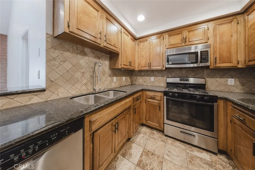 Additional image 10 of 8601 Falmouth Avenue Unit 412, Playa Del Rey, CA 90293