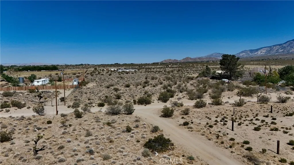 Additional image 15 of 754 Ivanhoe Road, Lucerne Valley, CA 92356