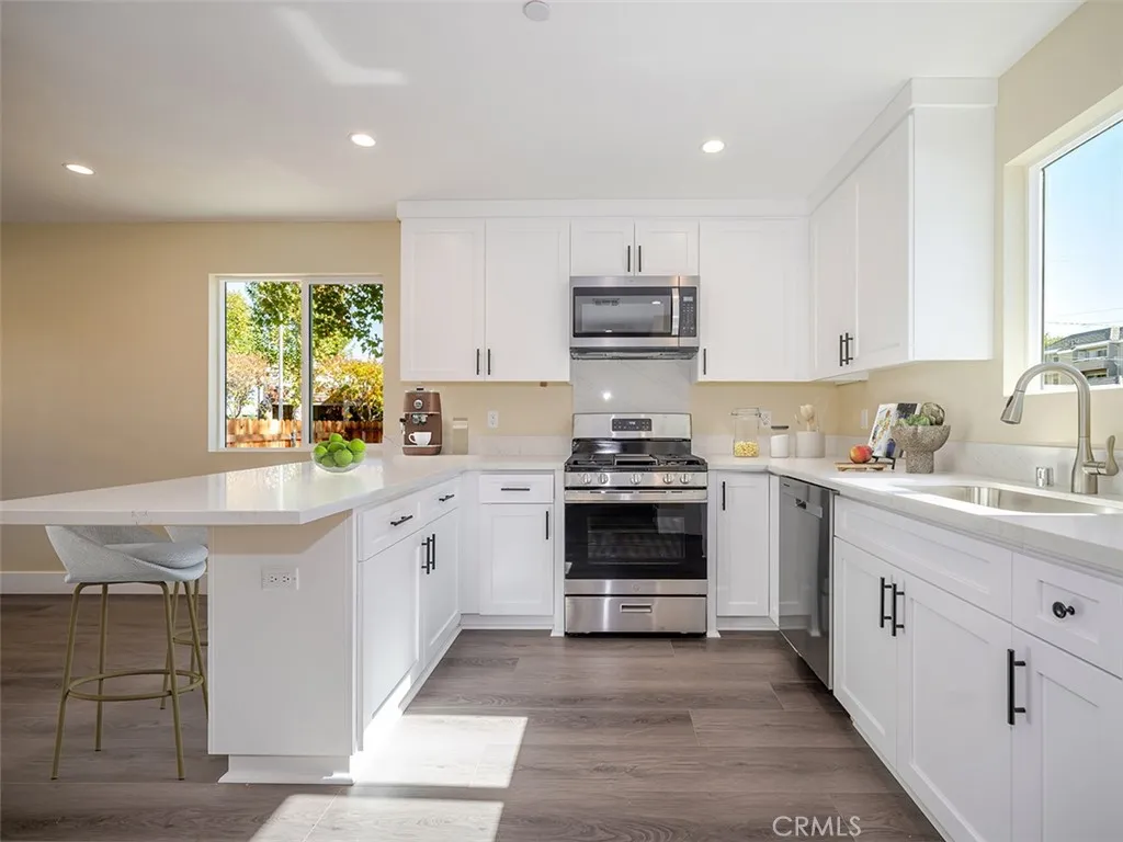 Additional image 9 of 24743 Valley Street Unit 3, Newhall, CA 91321