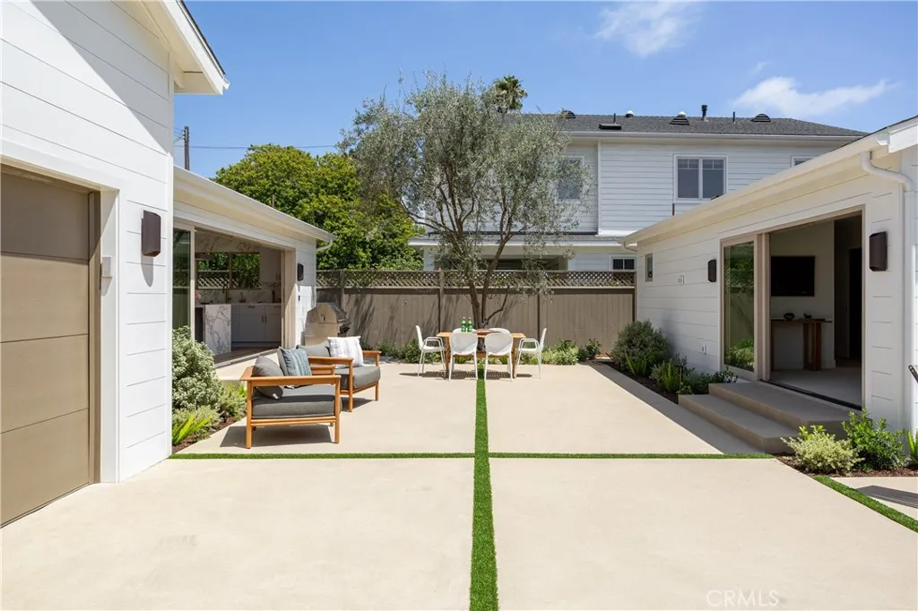 Additional image 65 of 212 E 19th Street, Costa Mesa, CA 92627