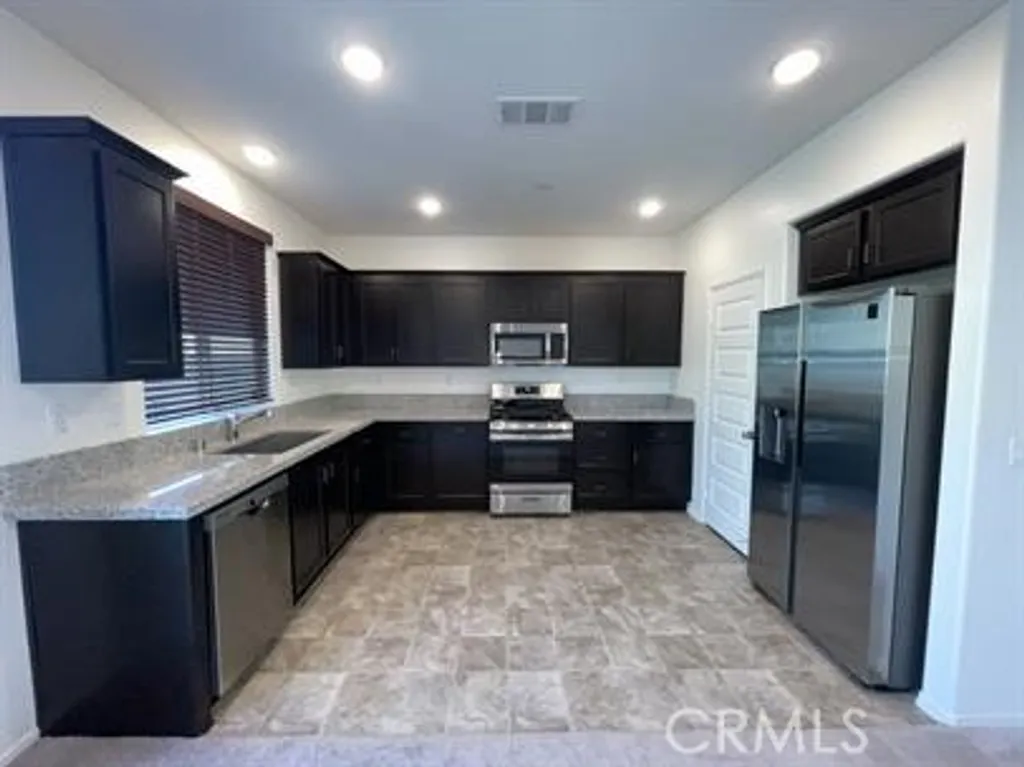 Additional image 6 of 896 Tierra Dr, Banning, CA 92220