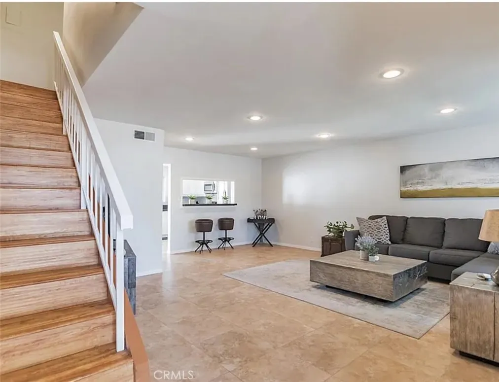 Additional image 27 of 19110 Kittridge Street Unit 5, Reseda, CA 91335