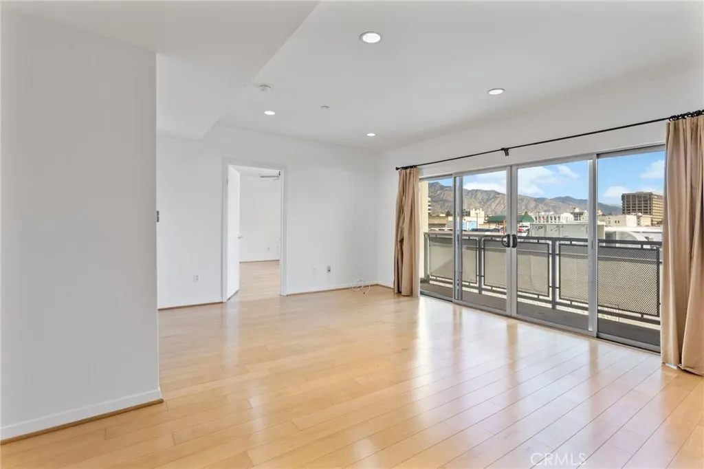 Property image for 159 W Green St, Pasadena, CA 91105