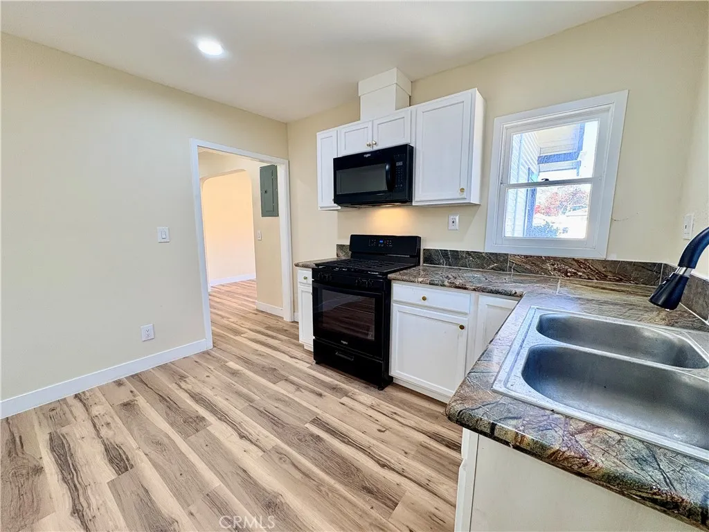 Additional image 6 of 1464 3rd Street, La Verne, CA 91750