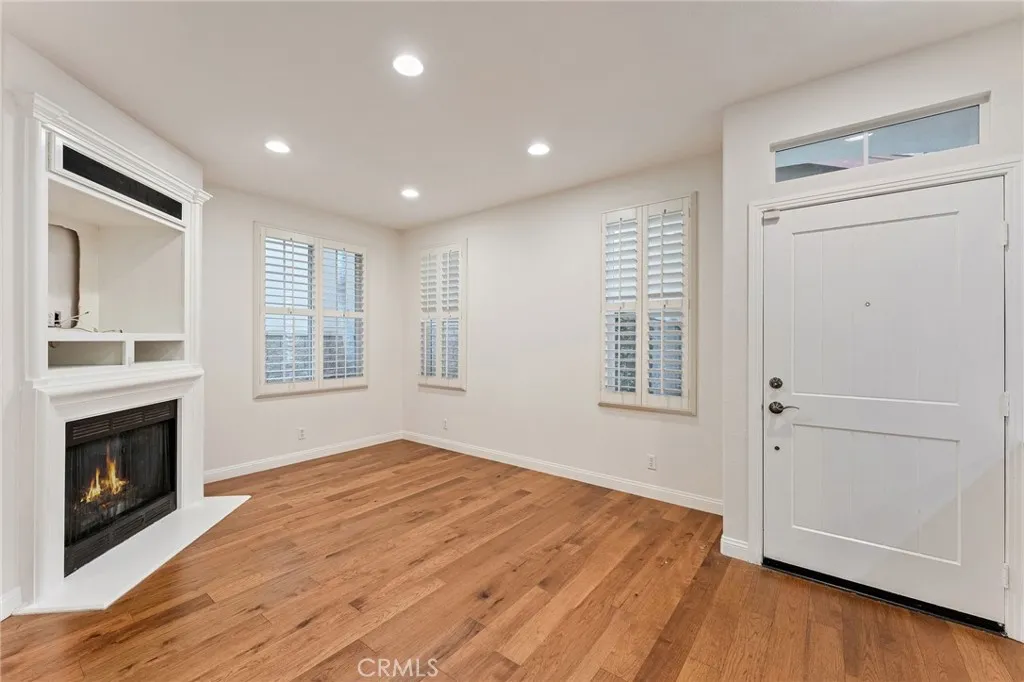 Additional image 4 of 204 Windy Ln, Tustin, CA 92782