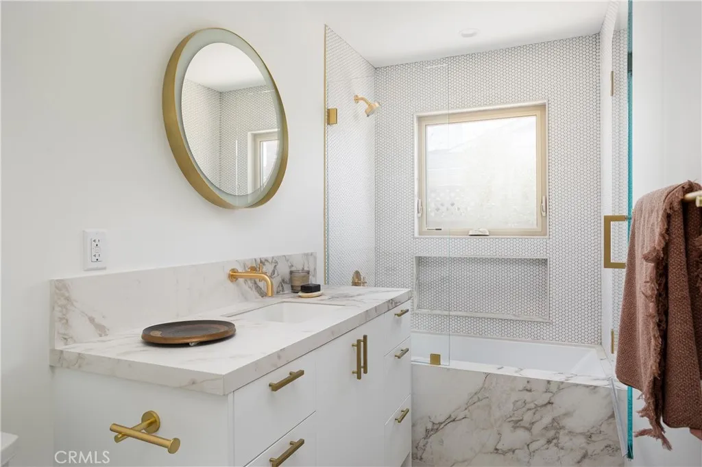 Additional image 64 of 212 E 19th Street, Costa Mesa, CA 92627