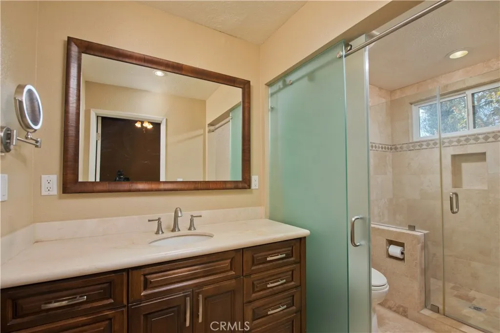 Additional image 47 of 5711 Owensmouth Unit 127, Woodland Hills, CA 91367