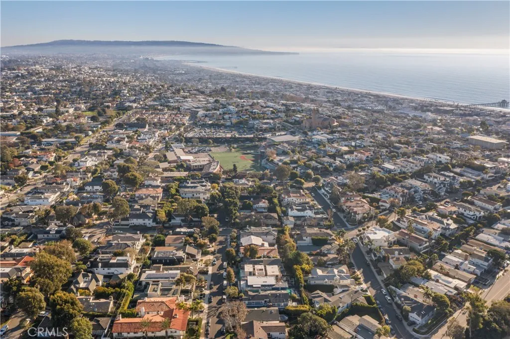 Property image for 2201 Agnes Rd, Manhattan Beach, CA 90266