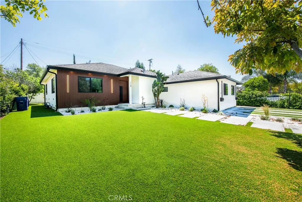 Additional image 61 of 7760 Independence, Canoga Park, CA 91304