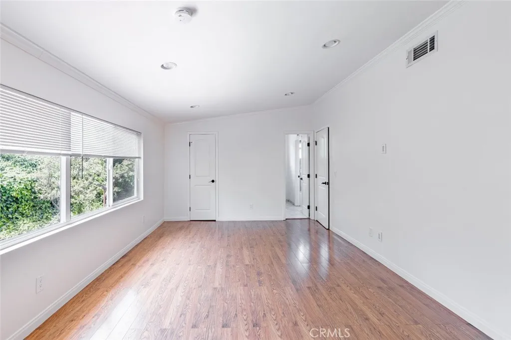 Additional image 30 of 24526 Calvert Street, Woodland Hills, CA 91367