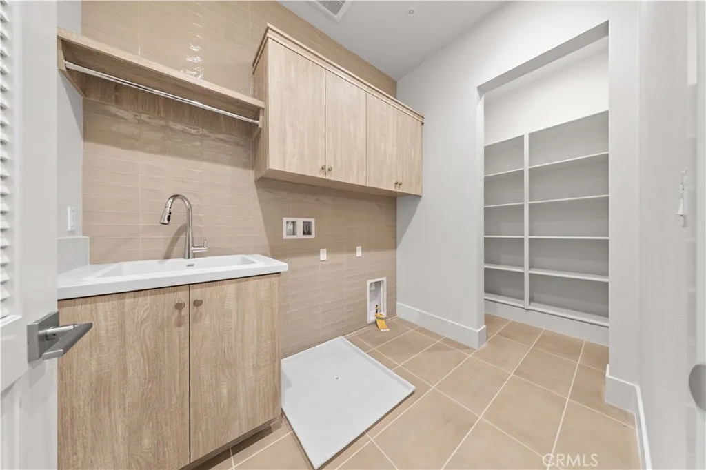 Additional image 106 of 233 Pinnacle, Irvine, CA 92602