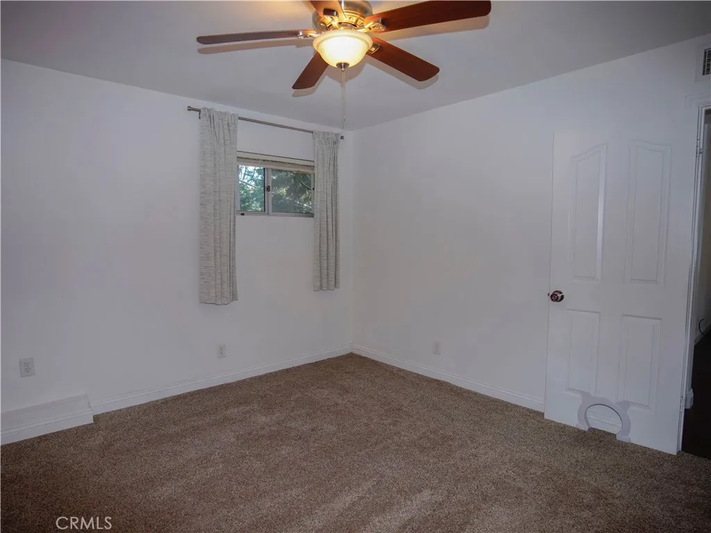Additional image 14 of 810 W Victoria Court, Lake Arrowhead, CA 92352