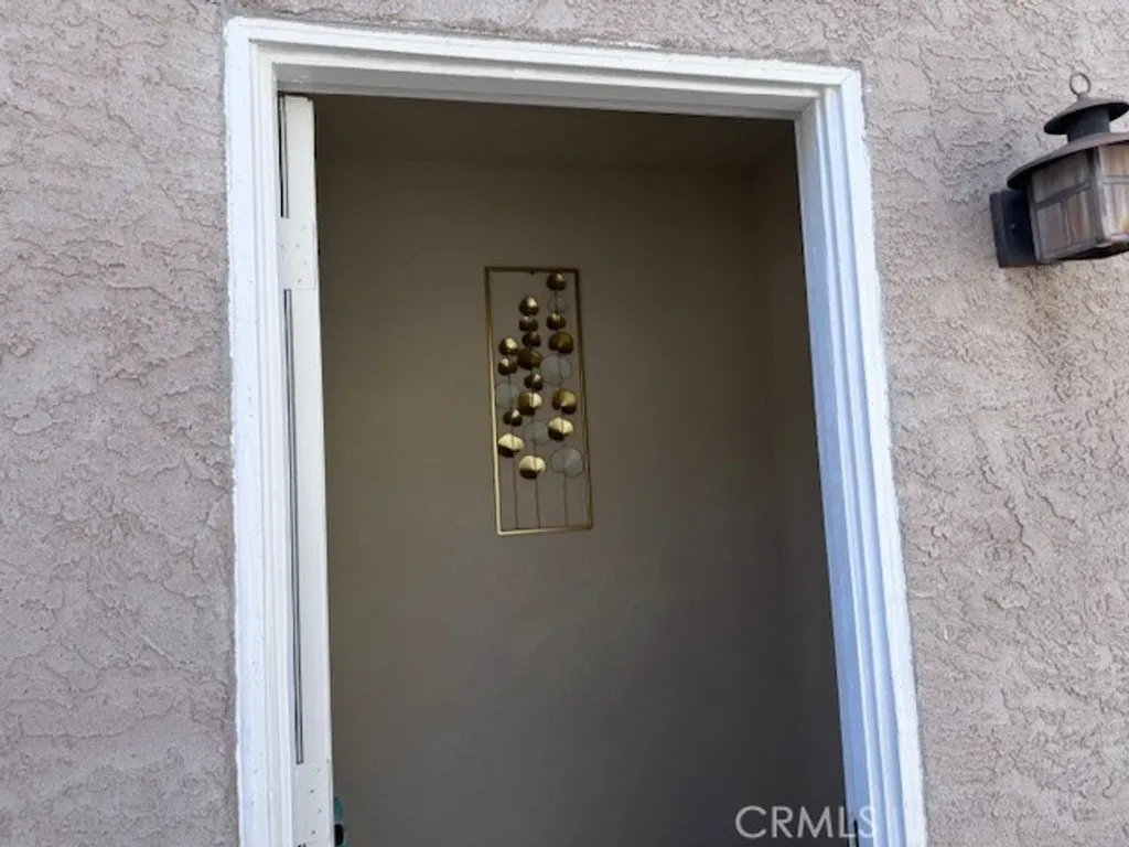 Additional image 2 of 13126 Glandt Court, Corona, CA 92883