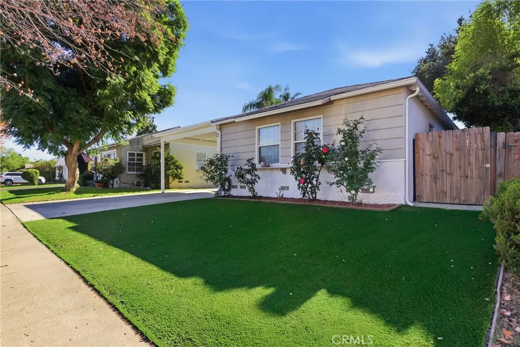 Additional image 19 of 17546 Kittridge, Lake Balboa, CA 91406