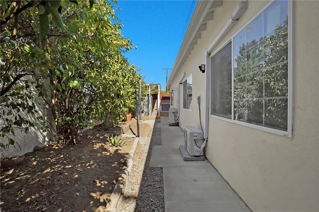 Additional image 45 of 23393 Schoolcraft Street, West Hills, CA 91307