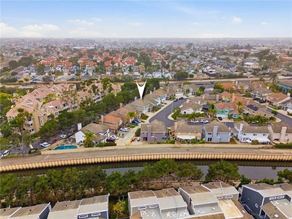 Property image for 8082 Centerstone Dr, Huntington Beach, CA 92646