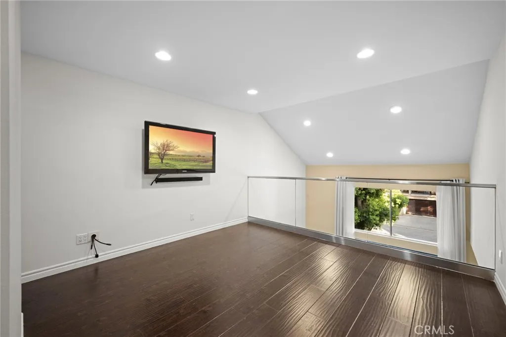 Additional image 17 of 323 N Jackson St Unit 119, Glendale, CA 91206