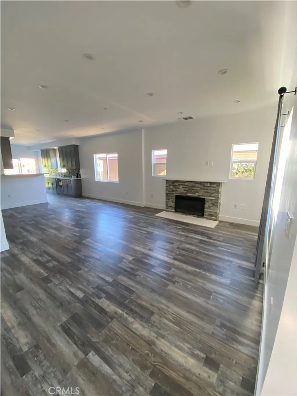 Additional image 3 of 13815 Vanowen Street, Van Nuys, CA 91405