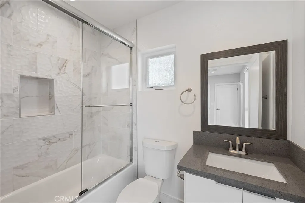 Additional image 11 of 2733 S La Brea Avenue Unit 1/2, Los Angeles, CA 90016