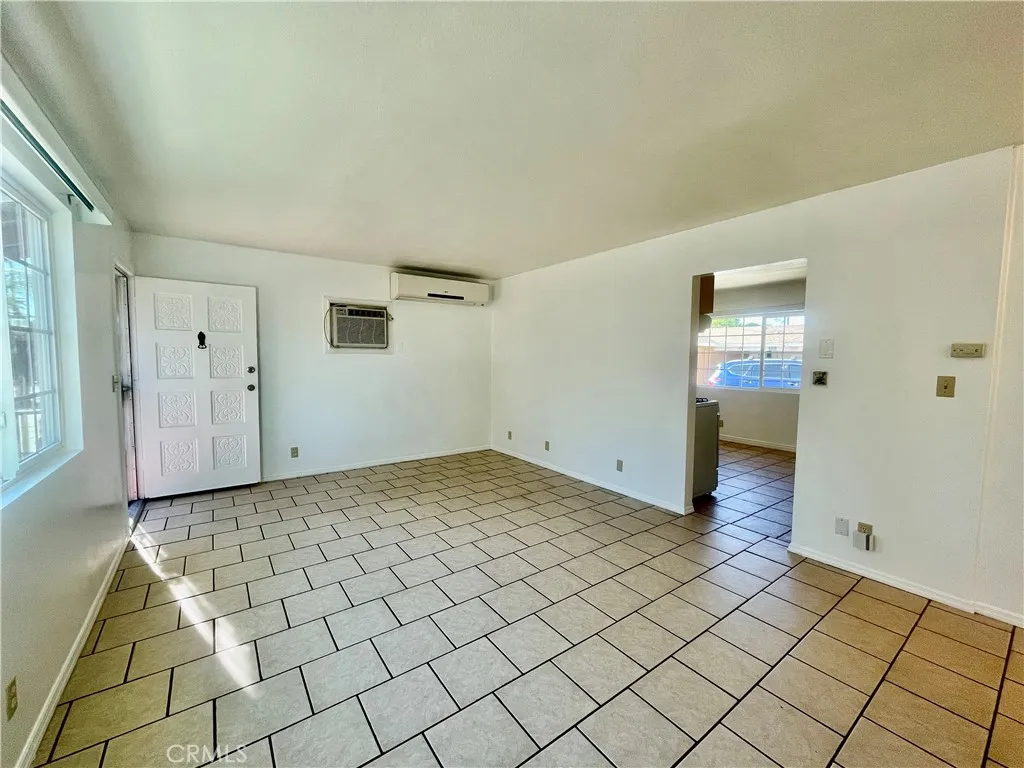 Additional image 5 of 510 S Vine Avenue Unit A, Ontario, CA 91762
