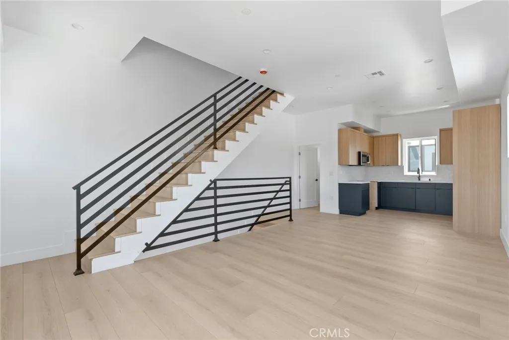 Additional image 9 of 2637 S Garth Ave Unit A, Los Angeles, CA 90034