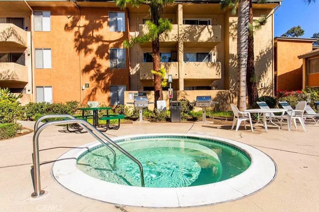 Additional image 7 of 15425 Sherman Way Unit 101, Van Nuys, CA 91406