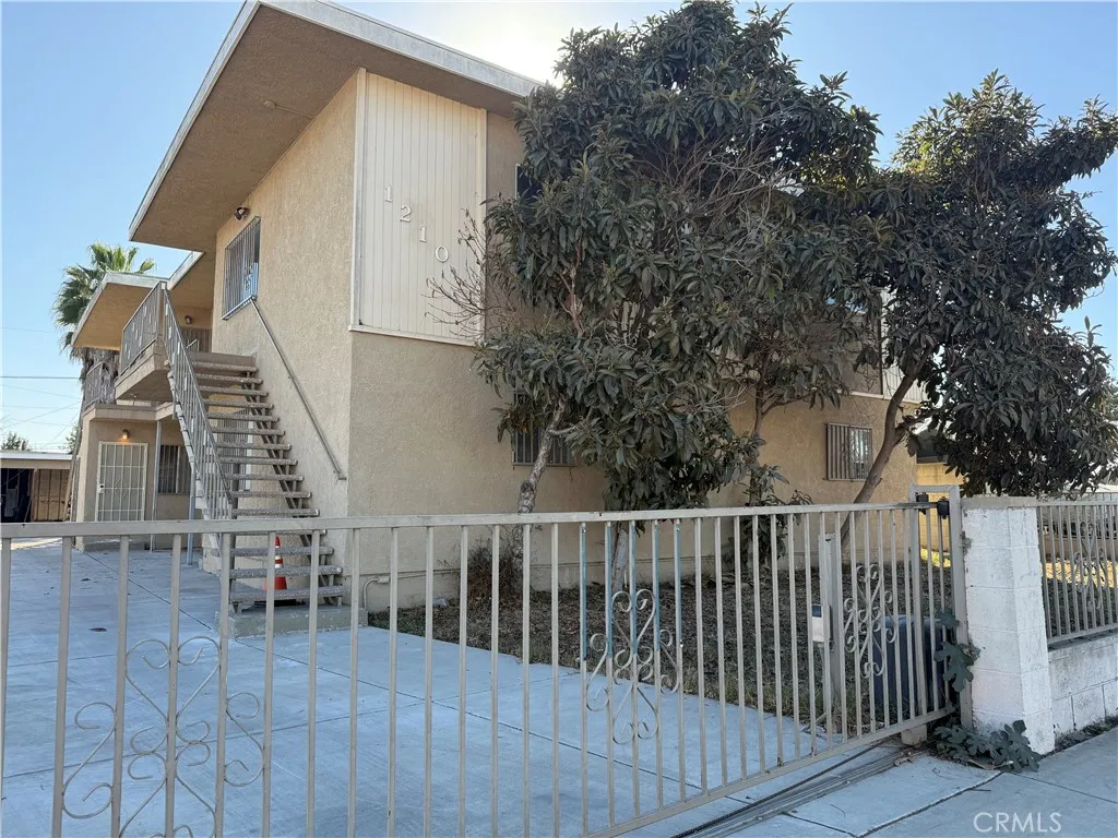 Additional image 2 of 1210 W 104 Street Unit 2, Los Angeles, CA 90044