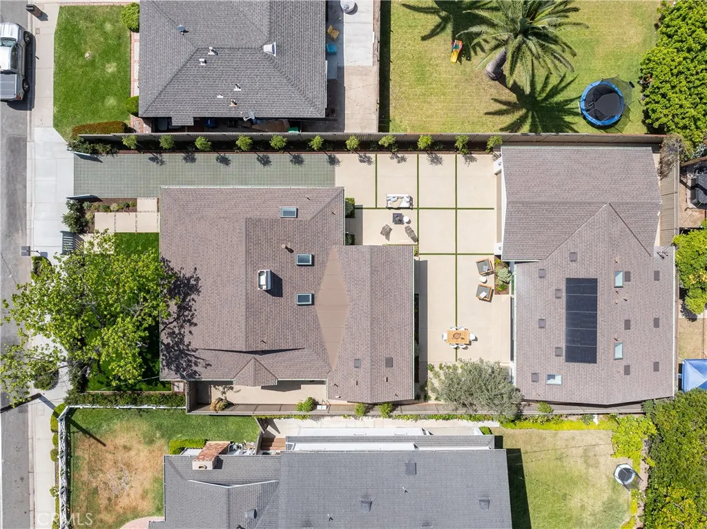 Additional image 3 of 212 E 19th Street, Costa Mesa, CA 92627