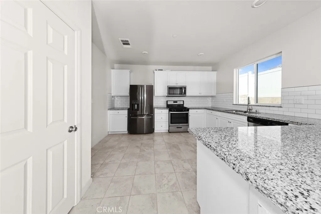 Additional image 72 of 11640 Eldridge Avenue, Sylmar, CA 91342