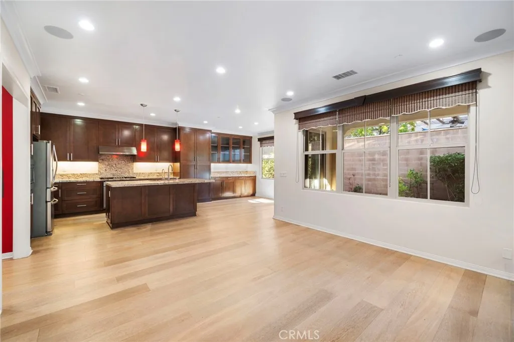 Additional image 29 of 206 Bancroft, Irvine, CA 92620